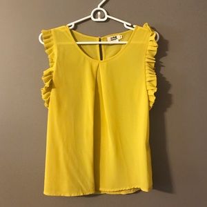 Molly Bracken neon top